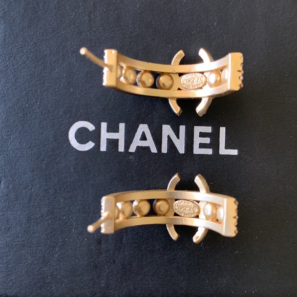 Authentic Chanel earrings!! Gorgeous. I have worn these 1x. - Picture 3 of 11